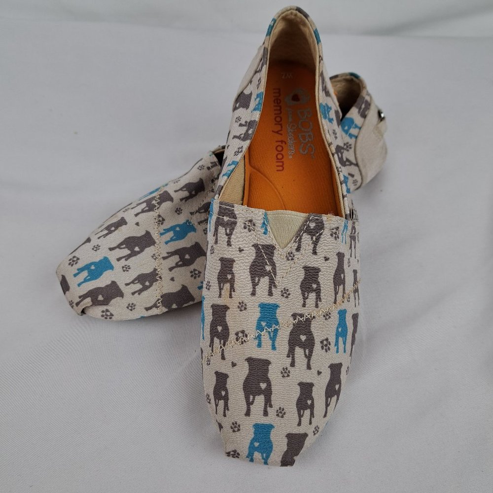 Skechers BOBS for Dogs Bobs Plush - Gentle Giants Shoe Size 7